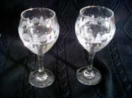 Free download Two wine glasses (winter design) - photo free photo or picture to be edited with GIMP online image editor