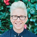 Tela de tema inspirado em Tyler Oakley para extensão da loja virtual do Chrome no OffiDocs Chromium