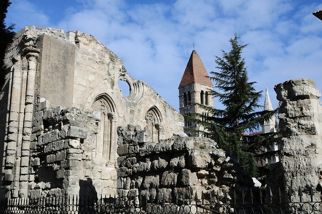 Unduh gratis Valladolid Spain Collegiate Church - foto atau gambar gratis untuk diedit dengan editor gambar online GIMP