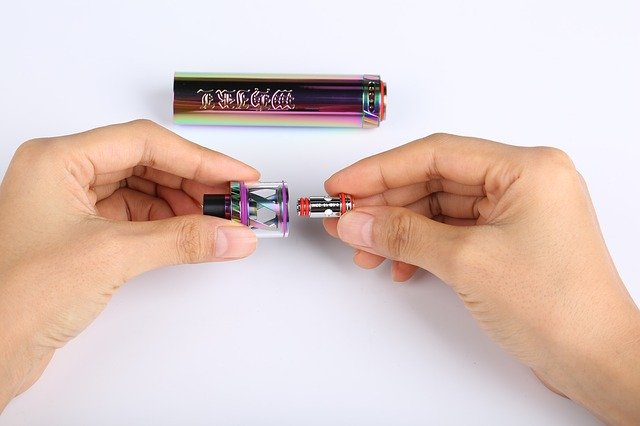 Free download vape electronic cigarette uwell free picture to be edited with GIMP free online image editor