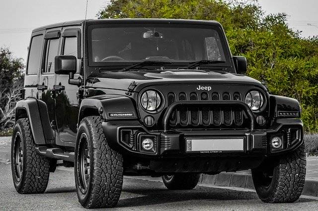 Libreng pag-download ng sasakyan gulong jeep luxury suv libreng larawan na i-edit gamit ang GIMP libreng online na editor ng imahe