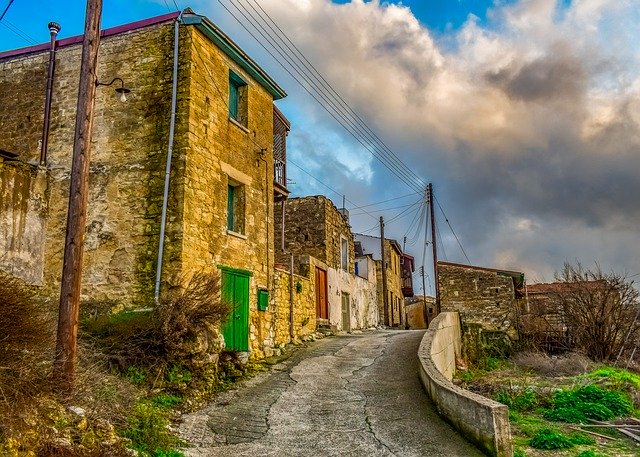 김프 온라인 이미지 편집기로 편집할 무료 사진 템플릿 다운로드 Village Street Architecture