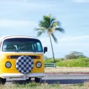 Vintage Yellow VW Bus with Palm Tree in Hawaii  screen for extension Chrome web store in OffiDocs Chromium