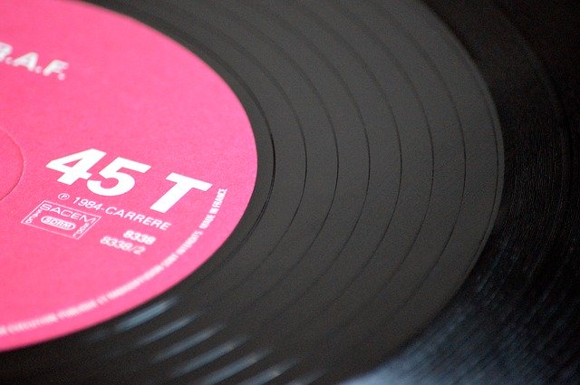 Free download vinyl vinyl record 45t old music free picture to be edited with GIMP free online image editor