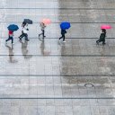 Walk in the rain  screen for extension Chrome web store in OffiDocs Chromium