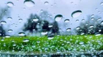 ດາວ​ໂຫຼດ​ຟຣີ Water Drops On Car Windshield ຮູບ​ພາບ​ຫຼື​ຮູບ​ພາບ​ທີ່​ຈະ​ໄດ້​ຮັບ​ການ​ແກ້​ໄຂ​ທີ່​ມີ GIMP ອອນ​ໄລ​ນ​໌​ບັນ​ນາ​ທິ​ການ​ຮູບ​ພາບ