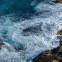Waves crashing on the rocky shore  screen for extension Chrome web store in OffiDocs Chromium