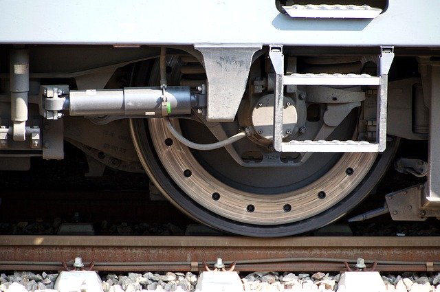Gratis download wielwagen treinrit spoorweg gratis foto om te bewerken met GIMP gratis online afbeeldingseditor