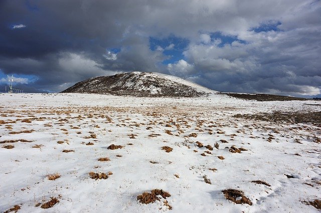 免费下载荒野雪山寒冷草地免费图片使用 GIMP 免费在线图像编辑器进行编辑