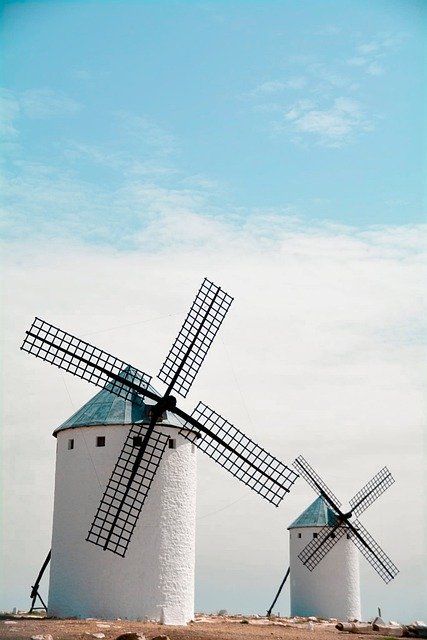 Kostenloser Download von Windmühlengebäuden, kostenloses Bild, das mit dem kostenlosen Online-Bildeditor GIMP bearbeitet werden kann