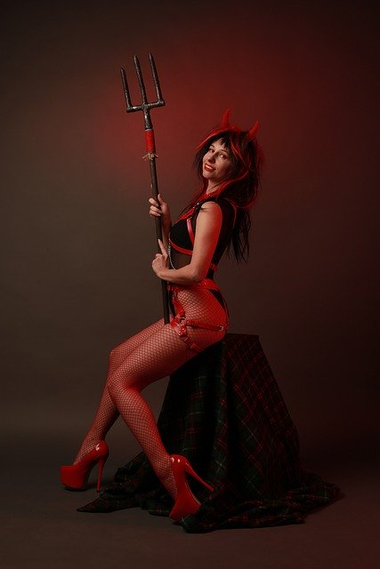 Free graphic woman devil demon temptation evil to be edited by GIMP free image editor by OffiDocs