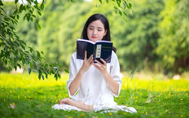 Free download woman model book meadow grass free picture to be edited with GIMP free online image editor