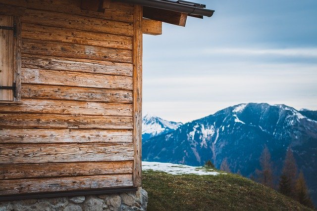 Download gratuito capanna di legno capanna montagne outlook immagine gratuita da modificare con l'editor di immagini online gratuito di GIMP