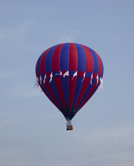 Descargue gratis la plantilla de fotos gratuita Balloon Hot Air Rising para editar con el editor de imágenes en línea GIMP