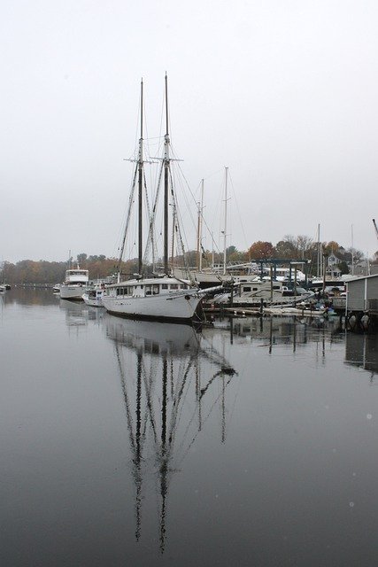 Free download yacht boat water lake reflection free picture to be edited with GIMP free online image editor