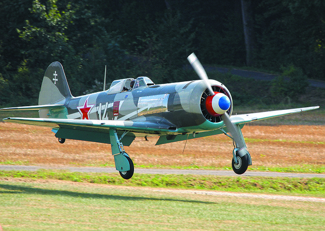Free download yak 11 yakovlev oldtimer aircraft free picture to be edited with GIMP free online image editor