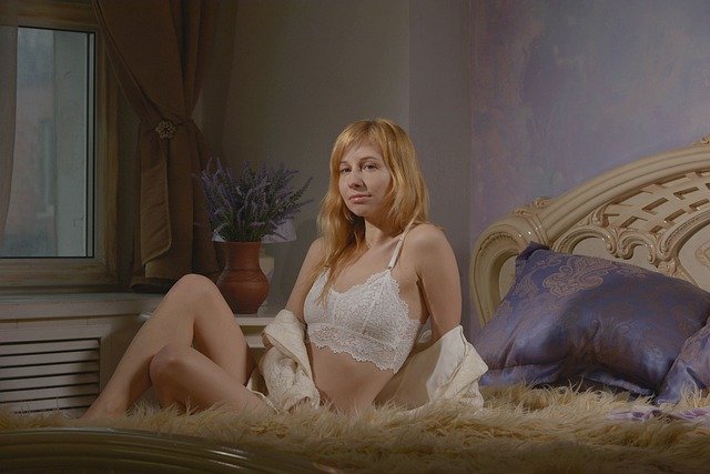Free download young woman woman underwear lace free picture to be edited with GIMP free online image editor
