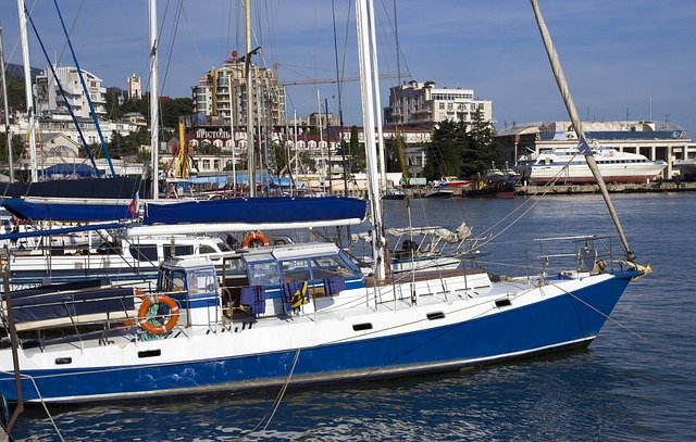 Unduh gratis Yacht Berth Crimea - foto atau gambar gratis untuk diedit dengan editor gambar online GIMP