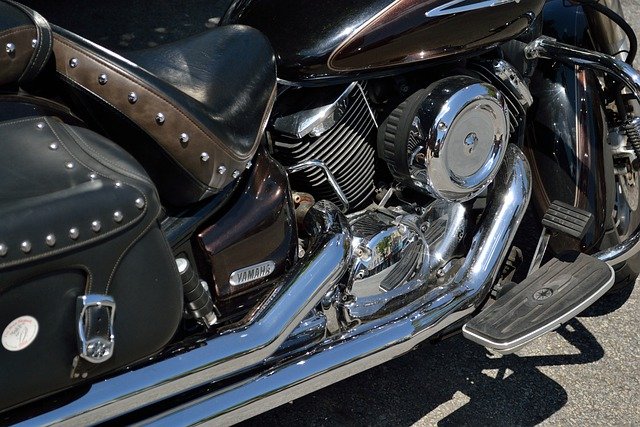دانلود رایگان قطعات موتور سیکلت یاماها عکس رایگان برای ویرایش با ویرایشگر تصویر آنلاین رایگان GIMP