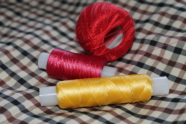 Descărcare gratuită Yarn Tangle Sewing - fotografie sau imagini gratuite pentru a fi editate cu editorul de imagini online GIMP