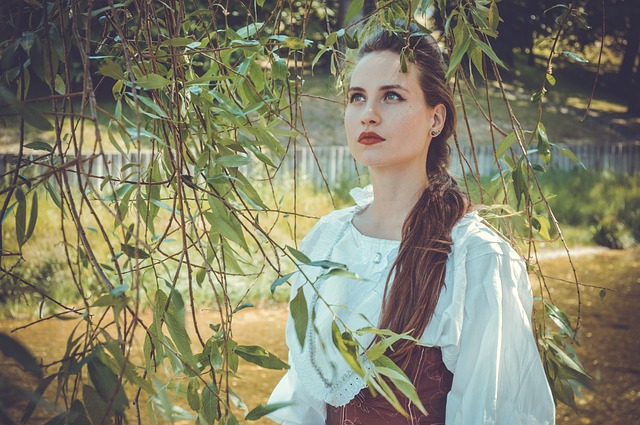 Free download young woman middle ages willow free picture to be edited with GIMP free online image editor