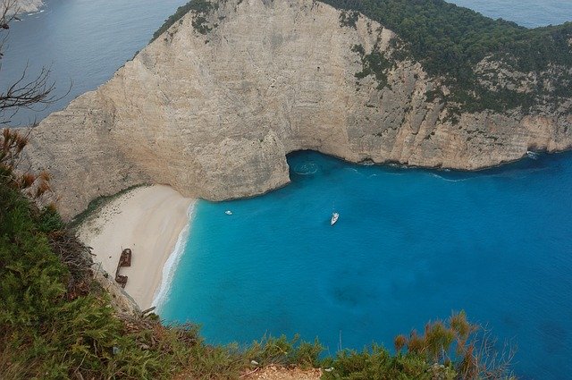 Muat turun percuma Zdzis Cove Wrecks - foto atau gambar percuma untuk diedit dengan editor imej dalam talian GIMP