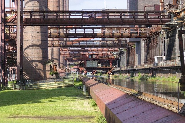 تنزيل Zeche Zollverein Eat Industrial مجانًا - صورة أو صورة مجانية ليتم تحريرها باستخدام محرر صور GIMP عبر الإنترنت