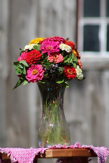 Free download zinnias flowers vase design free picture to be edited with GIMP free online image editor