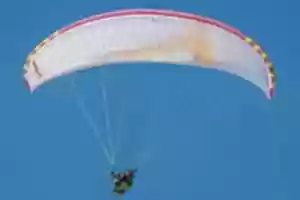 Free download 02.04.2017 / Paraglider (Borut Gumilar) / Soaring after winch tow / at Moravske Toplice free photo or picture to be edited with GIMP online image editor