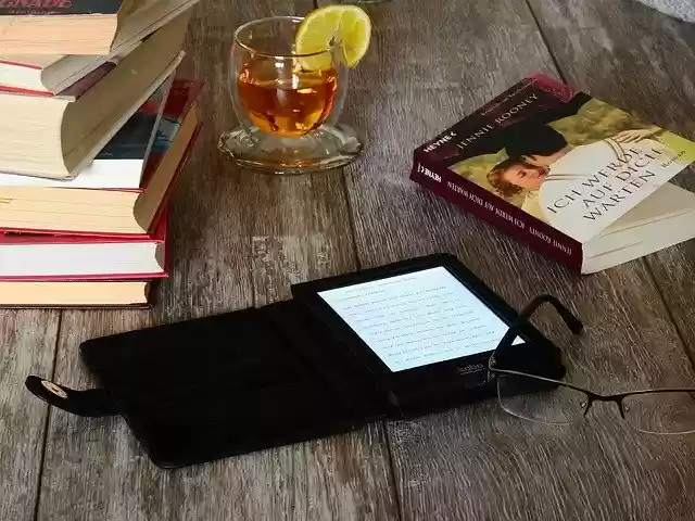 Scarica gratuitamente un libro, leggi la letteratura per imparare, immagine gratuita da modificare con GIMP, editor di immagini online gratuito