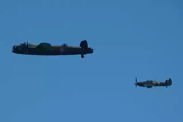 Free download Aircraft Lancaster Ww2 -  free free photo or picture to be edited with GIMP online image editor