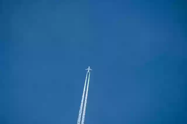 Free download Aircraft Sky Flying -  free photo or picture to be edited with GIMP online image editor