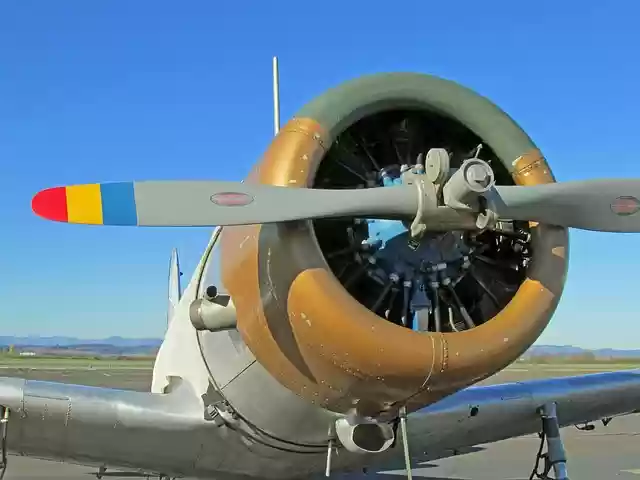 Free download airplane engine propeller bt 13 free picture to be edited with GIMP free online image editor