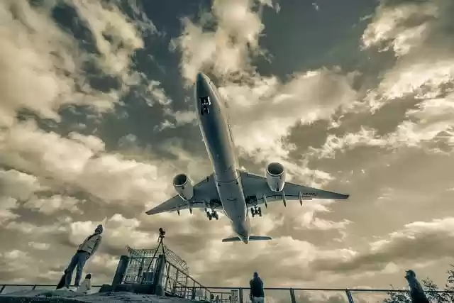 Free download airplane passenger plane landing free picture to be edited with GIMP free online image editor