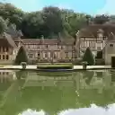 Ancient castle and rows of trees  screen for extension Chrome web store in OffiDocs Chromium