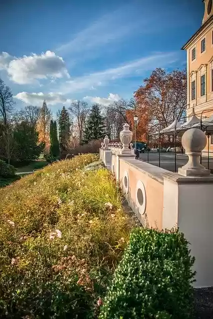 Free download Architecture Castle Historically -  free photo or picture to be edited with GIMP online image editor