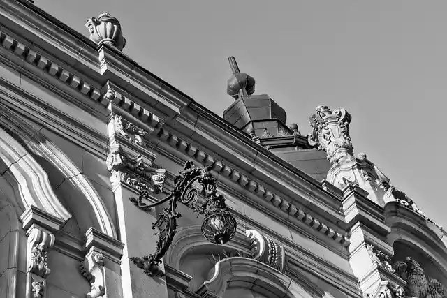 architecture wroclaw city by OffiDocs for office