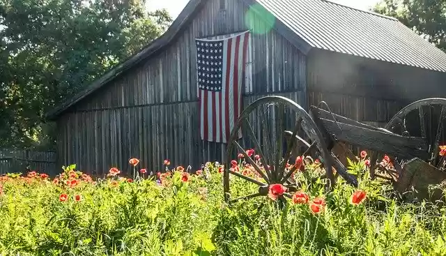 Free download Barn Flag Farm -  free free photo or picture to be edited with GIMP online image editor