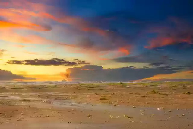 Free download beach sea sunset sun sky vacation free picture to be edited with GIMP free online image editor