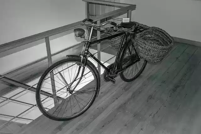 Free download Bicycle Bike Old -  free photo or picture to be edited with GIMP online image editor