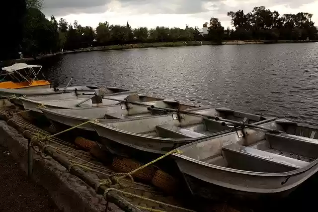 Free download Boats Boat Lake -  free photo or picture to be edited with GIMP online image editor
