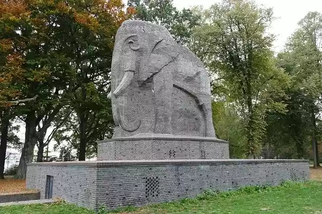 Free download Bremen Monument Park -  free photo or picture to be edited with GIMP online image editor