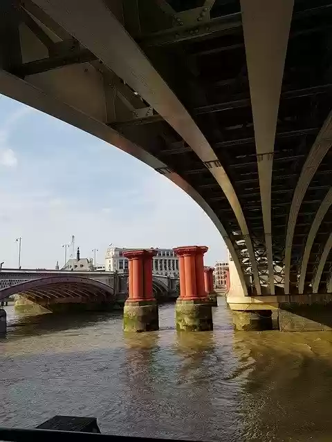 ດາວ​ໂຫຼດ​ຟຣີ Bridge London - ຮູບ​ພາບ​ຟຣີ​ຟຣີ​ຫຼື​ຮູບ​ພາບ​ທີ່​ຈະ​ໄດ້​ຮັບ​ການ​ແກ້​ໄຂ​ກັບ GIMP ອອນ​ໄລ​ນ​໌​ບັນ​ນາ​ທິ​ການ​ຮູບ​ພາບ​