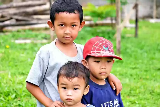 Free download brothers children kids village free picture to be edited with GIMP free online image editor