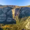 CALIFORNIA 2 Theme  screen for extension Chrome web store in OffiDocs Chromium