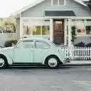 Car parked in front of the house  screen for extension Chrome web store in OffiDocs Chromium