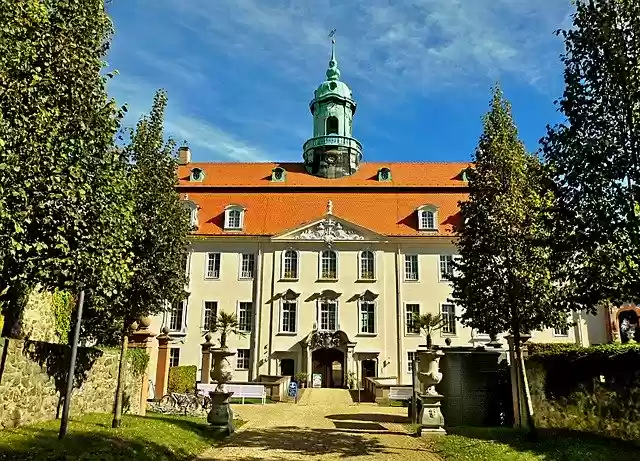 Free download Castle Lichtenwalde Barockschloss -  free free photo or picture to be edited with GIMP online image editor