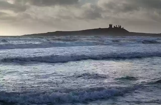 Free download Castle Northumbria Northumberland -  free photo or picture to be edited with GIMP online image editor