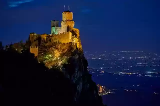 Free download Castle Rock Middle Ages -  free free photo or picture to be edited with GIMP online image editor