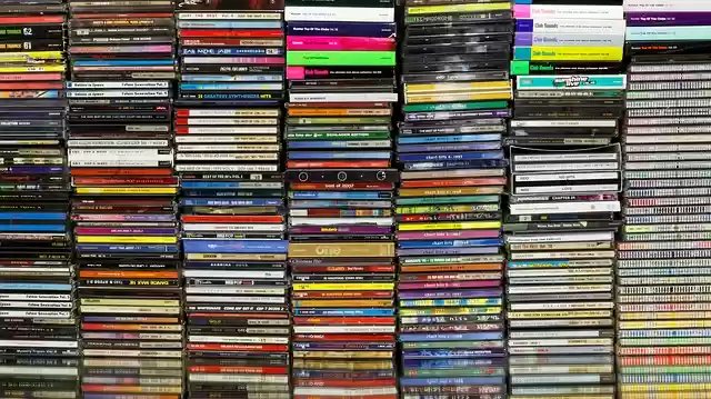 Free download cd music hi fi audio entertainment free picture to be edited with GIMP free online image editor